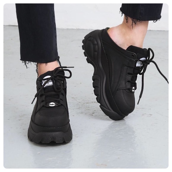 buffalo london patent leather